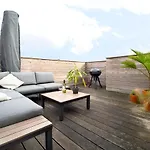 Magnifique Penthouse 3 Chambres Dans Le Quartier Du Canal