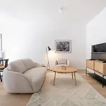 Lumineux Appartement 1 Chambre Proche Ecole Europeenne