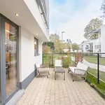 Superbe Appartement 3 Chambres Avec Terrasse Proche De La Place Flagey