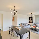 Diamant 3 Bedroom Appartement *