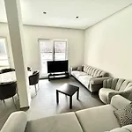 Luxury Brand New Apartment