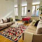 Down-Town 1 Bedroom Flat