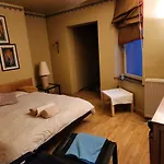 Lovely 2 Bedroom Penthouse With Terrace