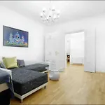 Luxury 2 Bedroom Apartments