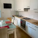 Au Centre De Pret Du Brussel