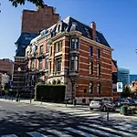 Charles Home - Ambiorix Aparthotel