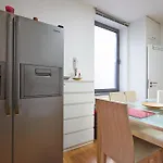 Appartement Au Centre De Pret Du *
