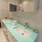 Appartement Elegance ,space & Luxury In *