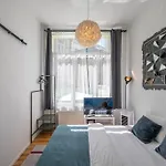 Superb 3 Bedroom & 3 Bathroom Duplex In Centre Brussel