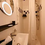 Appartement Superb 3 Bedroom & 3 Bathroom Duplex In Centre *