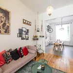 Superb 3 Bedroom & 3 Bathroom Duplex In Centre