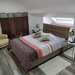 Duplex Elegant Situe A 1Min De La Gare Du Nord