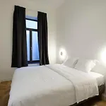 The Duke Flats - 1 Bedroom Apartments Grand Place