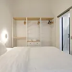 The Duke Flats - 1 Bedroom Apartments Grand Place