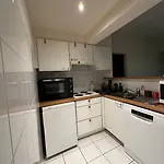 Modern Comfort Apartment Louise