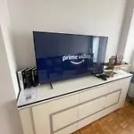 E.U. Woluwe Sweetheart Apartment