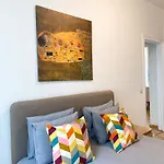 New Cozy In Porte De Hal *