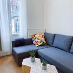 New Cozy In Porte De Hal