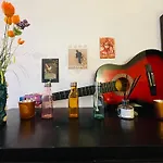 Quiet And Colorfull Flat In The Center City Of Brussels