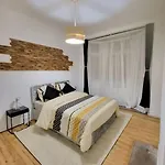 Appartement Style Haussmannien 1 Bedroom