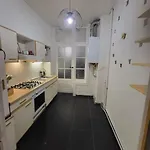 Style Haussmannien 1 Bedroom * Brussel