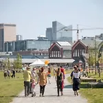 Studio Entier Avec Balcon - Tour Et Taxis