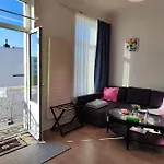 Studio Entier Avec Balcon - Tour Et Taxis * Brussel