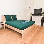 Cozy And Confortable Near Station Gasthuis