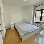 Un Appartement Lumineux Dans Un Quartier Anime #3