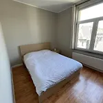 Lumineux Dans Un Quartier Anime #2 Appartement Brussel