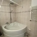 Appartement Lumineux Dans Un Quartier Anime #2 Brussel