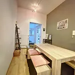 Family Flagey Appartement Brussel