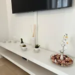 Appartement Lumineux Dans Un Quartier Anime *