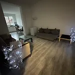 Dreamland Eu, Appartement *
