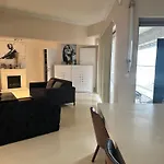 Beautiful Loft In The Center Of