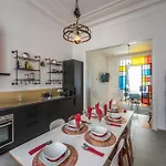 Superb 3 Bedroom & 3 Bathroom Duplex In Centre