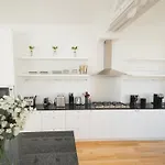 Appartement 600m² Luxe & Jardin, Coeur