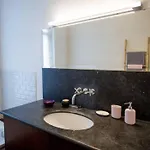 Appartement Grand D'artiste Cosy Et Proche De Brussel