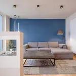 Beautiful 1 Bedroom Apartment Close To Parc De Bruxelles