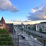 2 Bedroom Apartment In Center With Breathtaking View