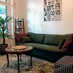 Charming Apartment In Schaarbeek 80 M² Piano Available