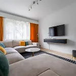 Villa La Louve - Big Place&garden - Parking Gratuit Brussel