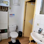 Appartement Studio Entier Avec Balcon - Tour Et Taxis *