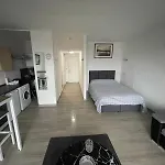 Studio Elegant A Louise, Quartier Prestige De Bruxelles