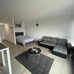 Appartement Elegant A Louise, Quartier Prestige De *