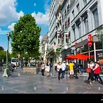 Charming Apartment In Ixelles 40 M² Private Parking