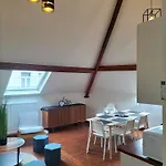 Appartement New Cozy In Porte De Hal *