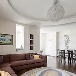 2 Bedroom Apartment In The Historic District - After Booking Request - Peаse Contаct Our Manаger On Tеlegram, To Confirm Your Booking - Telegrаm Username Is - Matsbook