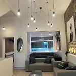 Exceptional 600 M2 Spacious 12Bd 12Ba
