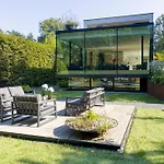 Luxurious 1000m2 With Garden And Pool * Brussels